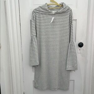 Lou & Grey Gray and White Striped Hooded Dress Size L